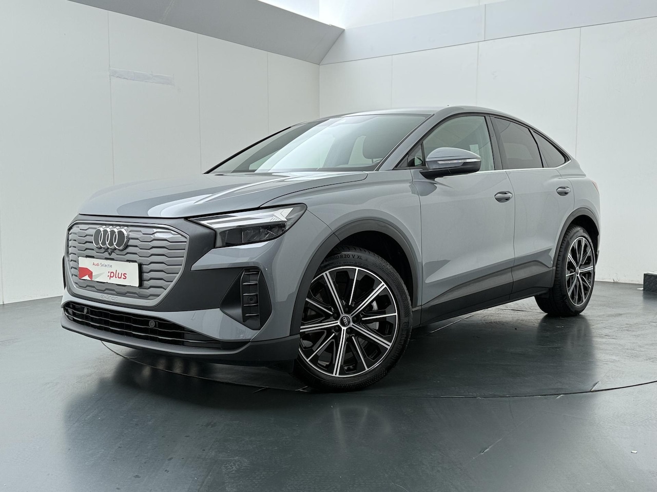 Audi Q4 Sportback e-tron - 45 quattro Edition 82 kWh | 286 PK | SoH 98% | Stoelverwarming | Achteruitrijcamera | Adap - AutoWereld.nl