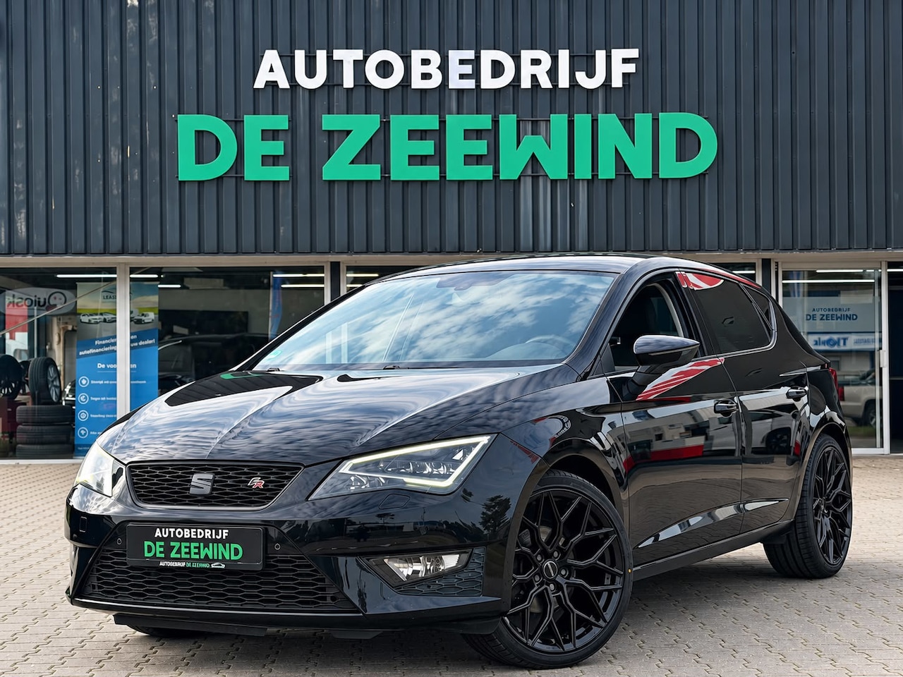 SEAT Leon - 1.4 TSI FR|Black on Black|140 PK| LED - AutoWereld.nl