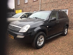 SsangYong Rexton - RX 230 AUTOMAAT 7 PERSOONS AIRCO , LPG INSTALLATIE VIALLE , 4X4 AANDRIJVING