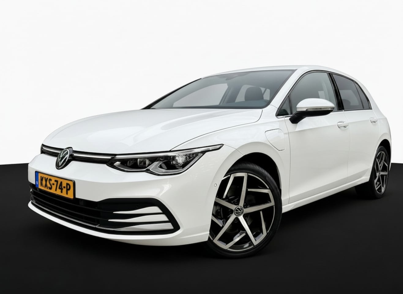 Volkswagen Golf - 204PK 1.4TSI HYBRID DSG STYLE NAVI/CARPLAY/STOELVERWARMING - AutoWereld.nl