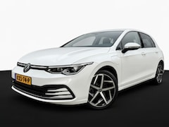Volkswagen Golf - 204PK 1.4TSI HYBRID DSG STYLE NAVI/CARPLAY/STOELVERWARMING