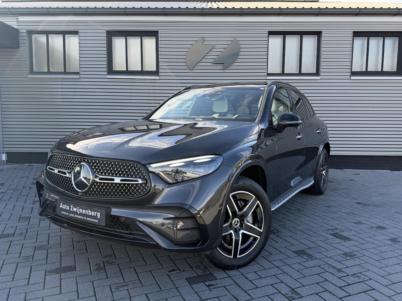 Mercedes-Benz GLC-klasse - 400e 4MATIC AMG |Pano|Memory|Trekhaak|Burmester| - AutoWereld.nl
