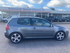 Volkswagen Golf - 1.6 Trendline GTI look Sportuitlaat