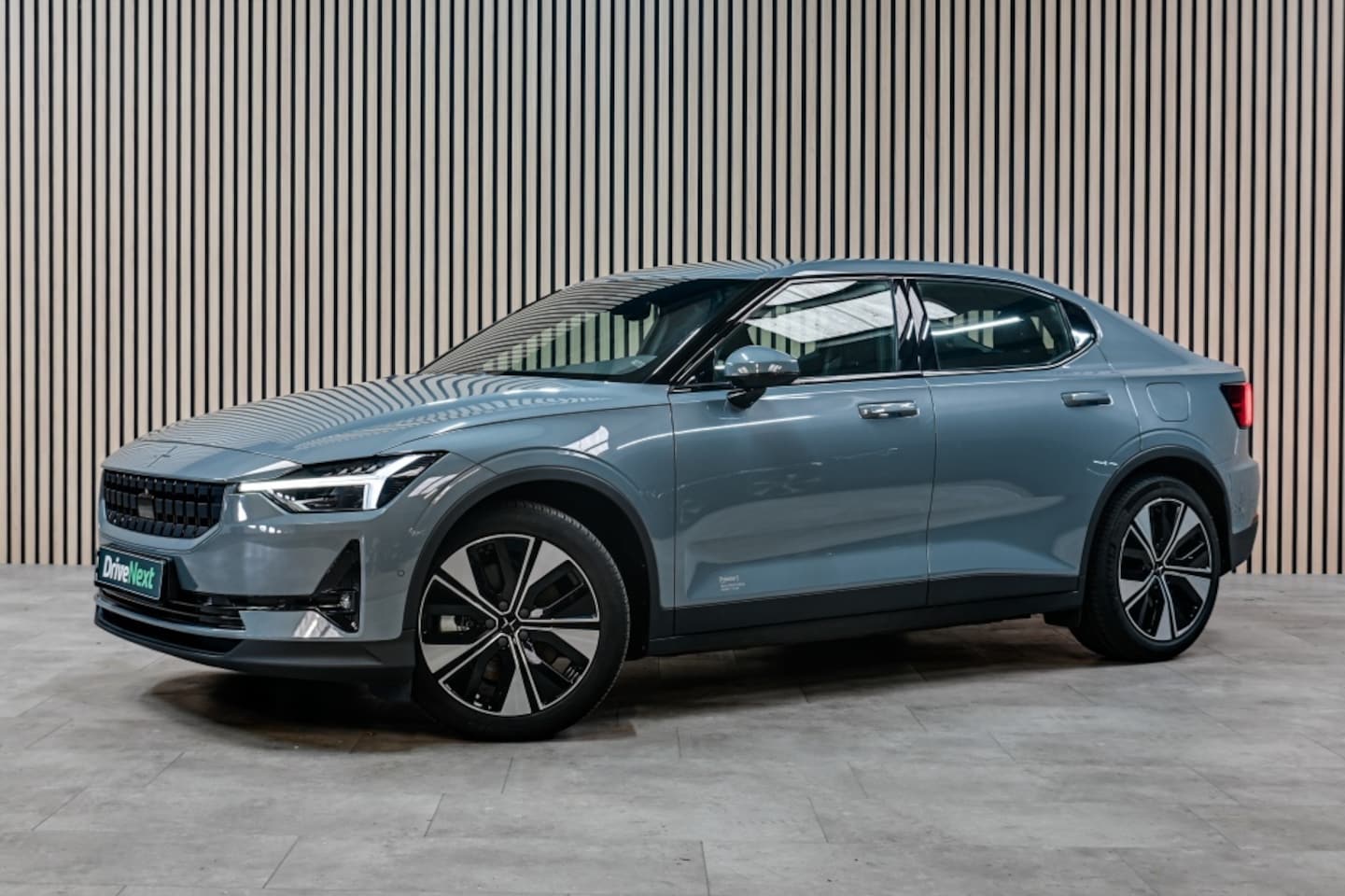 Polestar 2 - LRSM 78kWh PILOT LITE | 360 Camera | Adaptive Cruise Control | Keyless Entry/ Start | 92,9 - AutoWereld.nl
