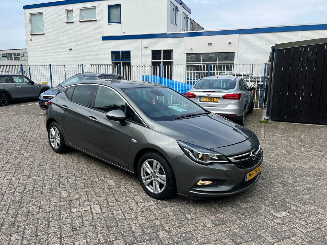 Opel Astra - 1.4 Innovation Automaat - AutoWereld.nl