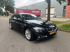 BMW 5-serie Touring - 520xd High Executive 4X4 EERSTE EIGENAAR