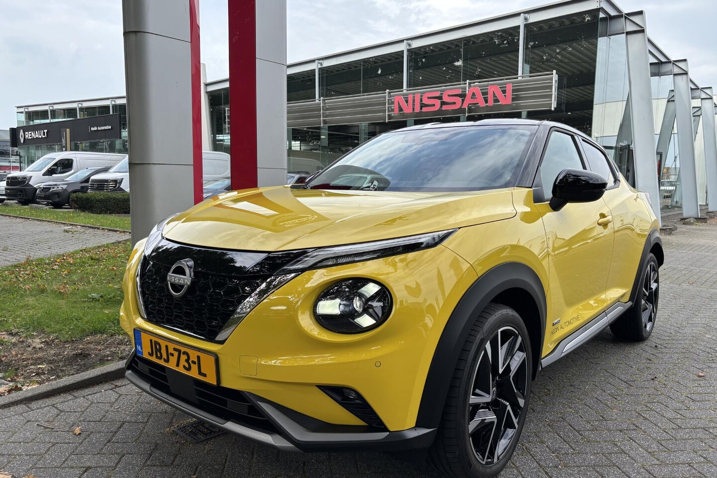 Nissan Juke - 1.6 HYBRID 143 N-DESIGN AUTOMAAT | Cold Pack, Nav., 19", Cruise ctrl, Climate ctrl, Achter - AutoWereld.nl