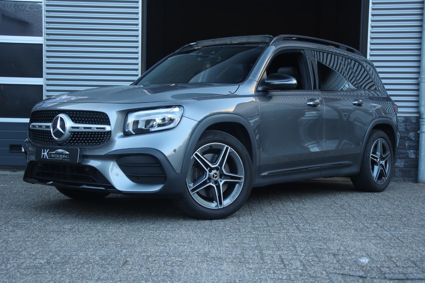 Mercedes-Benz GLB - 250 AMG|4Matic|Pano|Night|Sfeer|Cam| - AutoWereld.nl