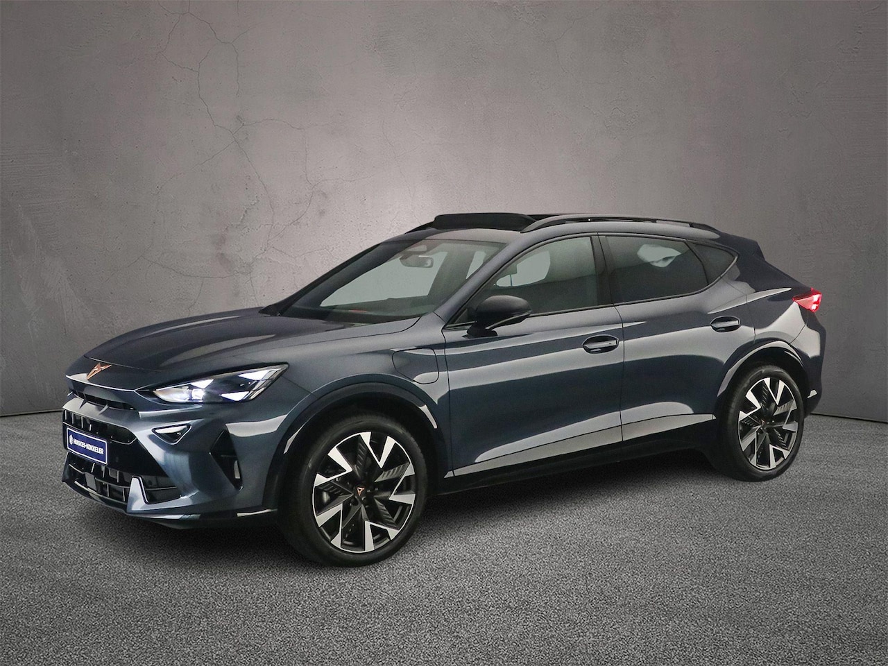 CUPRA Formentor - Business 1.5 TSI eHybrid 204pk DSG Automaat Trekhaak, Panoramadak, LED matrix koplampen, A - AutoWereld.nl