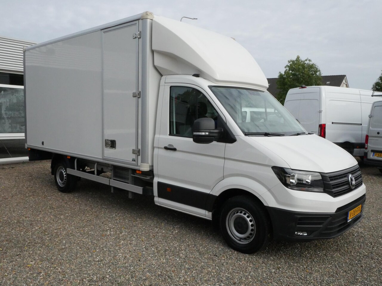 Volkswagen Crafter - 2.0 TDI 140PK L4 Airco Meubelbak 430*215*220 - AutoWereld.nl
