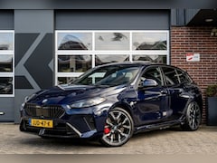 BMW 1-serie - 123 xDrive M Sport Pro | Panorama | Harman/Kardon | Camera | Stoel/Stuurverw. |