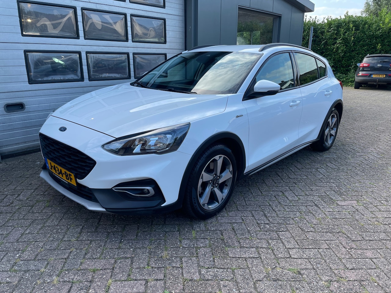 Ford Focus - 1.0 EcoBoost Active Business 1.0 EcoBoost Active Business - AutoWereld.nl