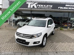Volkswagen Tiguan - 1, 4 TSI NAV|PDC|PANO