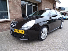 Alfa Romeo Giulietta - 1.4 T Distinctive Automaat