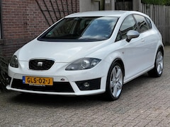 SEAT Leon - 2.0 TFSI FR 211PK Automaat/Youngtimer/Xenon