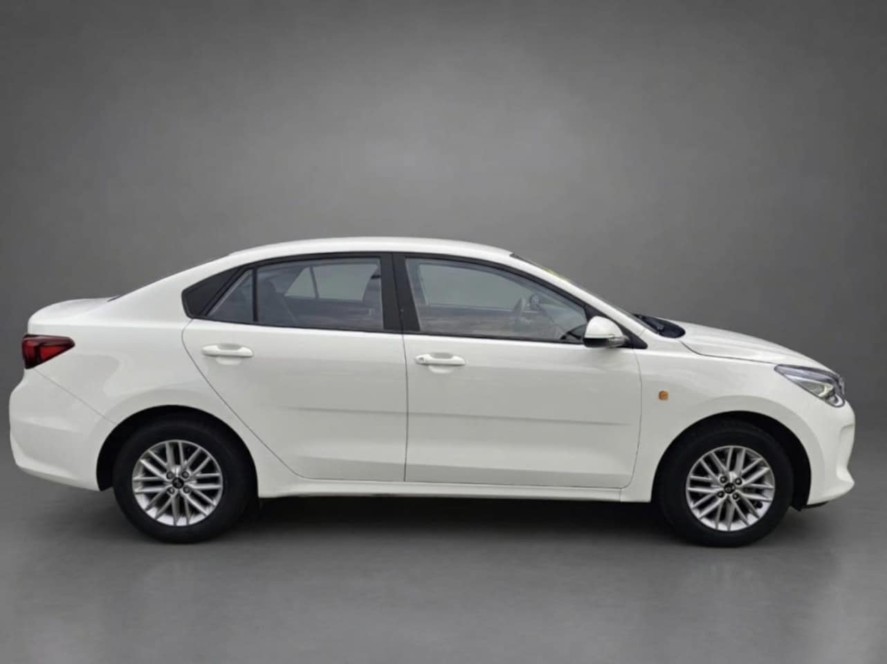 Kia Rio - 1.6 CVVT EX AUTOMAAT - AutoWereld.nl