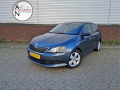Skoda Fabia - 1.2 TSI Automaat DSG Navigatie PDC Panoramadak