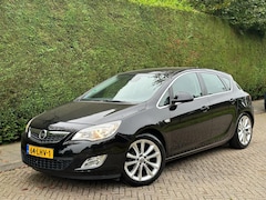 Opel Astra - 1.4 Turbo Cosmo /LEER/PDC/S-VERWRMNG/140PK/RIJDTSUPER/