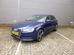Audi A3 Sportback - 1.6 TDI Ambiente Pro Line plus
