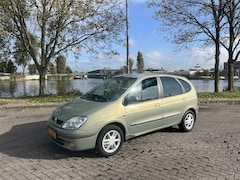 Renault Scénic - 2.0-16V Expression * AIRCO * APK * TREKHAAK * DISCOUNT COLLECTIE
