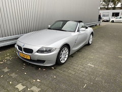 BMW Z4 Roadster - 2.0i Anniversary Nederlandse Auto, Dealer Onderhouden & z.g.a.n. APK – Inruil Mogelijk –