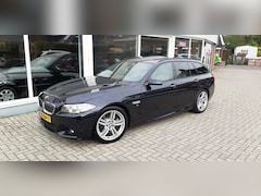 BMW 5-serie Touring - 520i M Sport High Executive Pano.dak/navigatie/Wit leder