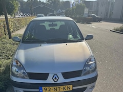 Renault Clio - 1.6-16V Dynamique Luxe