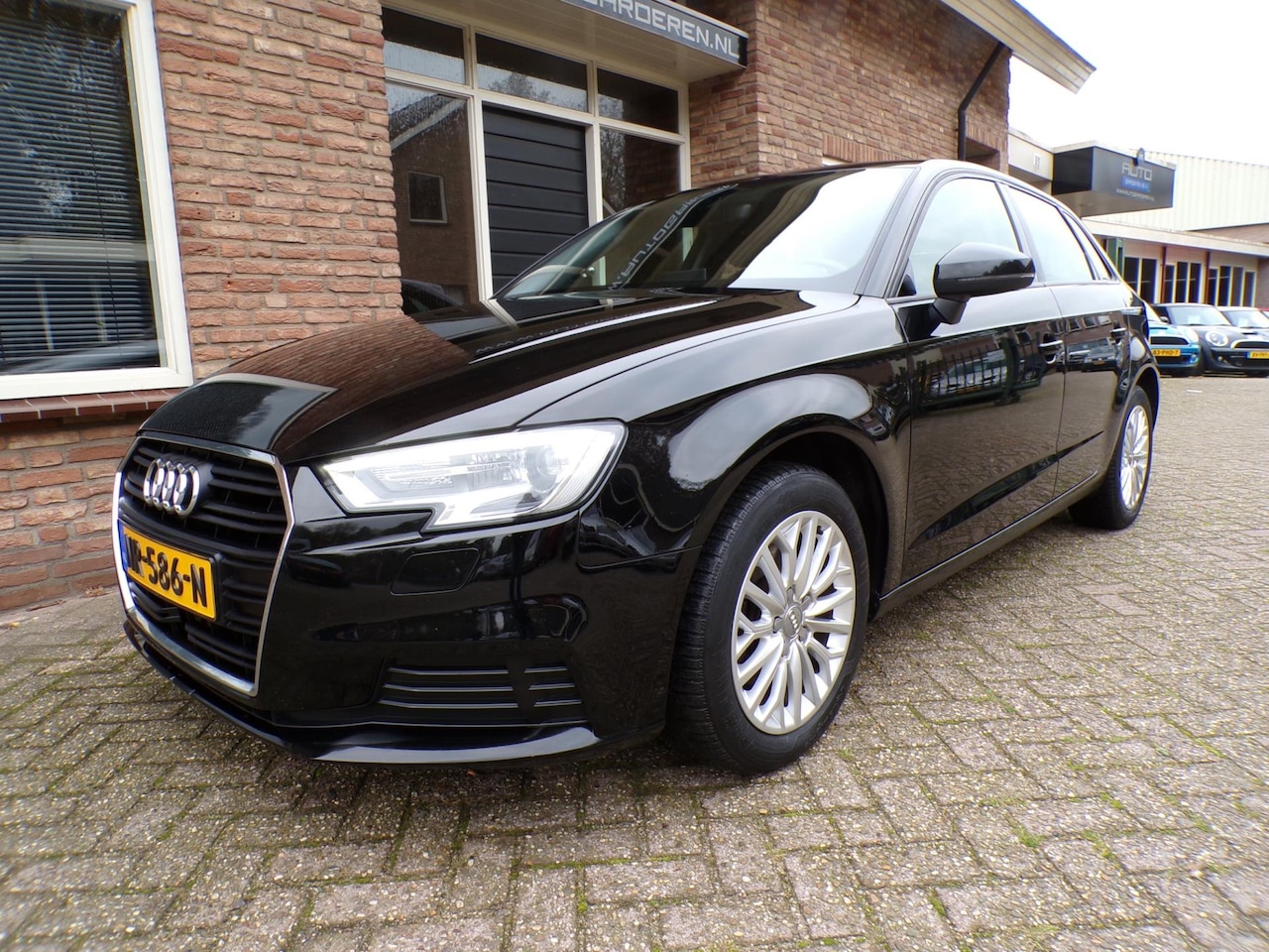 Audi A3 Sportback - 1.0 TFSI Pro Line Autmaat / Navi - AutoWereld.nl
