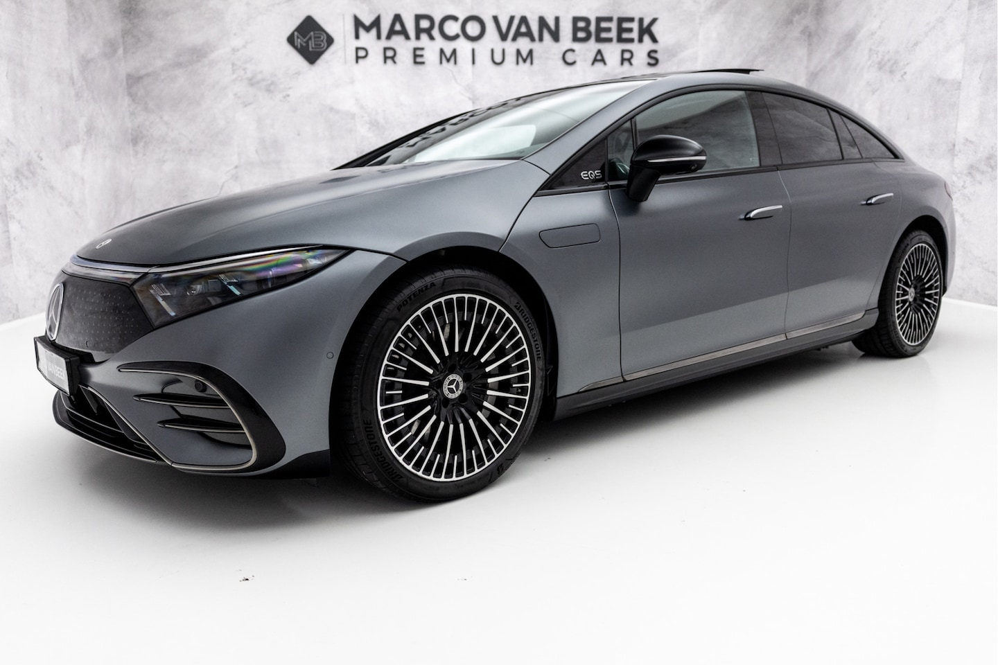 Mercedes-Benz EQS - 580 4MATIC AMG Line 108 kWh | Pano | Hyperscreen | Burmester | Achterassturing - AutoWereld.nl
