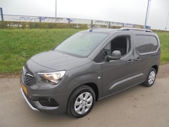 Opel Combo - Combo 1.5 diesel Automaat Airco lmv pdc navigatie trekhaak 2x schuifdeur