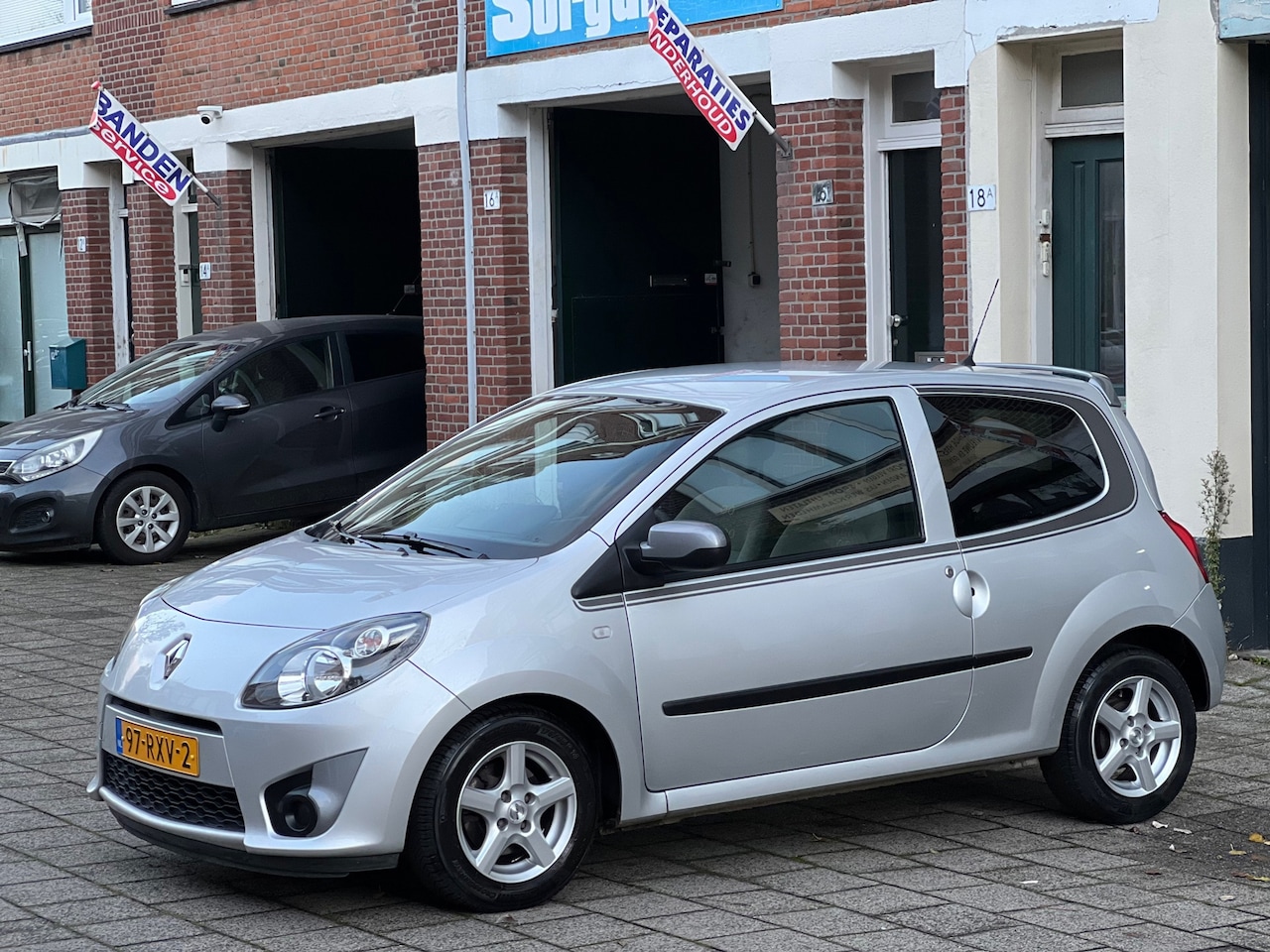 Renault Twingo - 1.2-16V Collection-airco-elek ramen - AutoWereld.nl