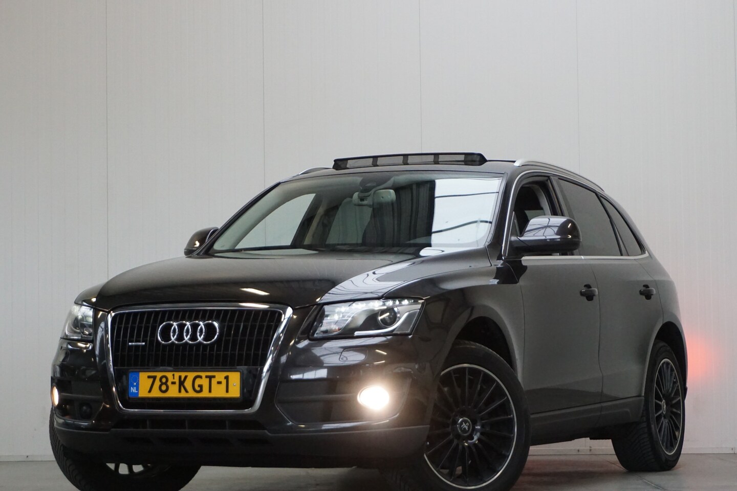 Audi Q5 - 3.2 FSI quattro Pro Line 270 PK! NL AUTO! PANO B&O XENON CLIMA PDC CRUISE TREKHAAK etc. - AutoWereld.nl