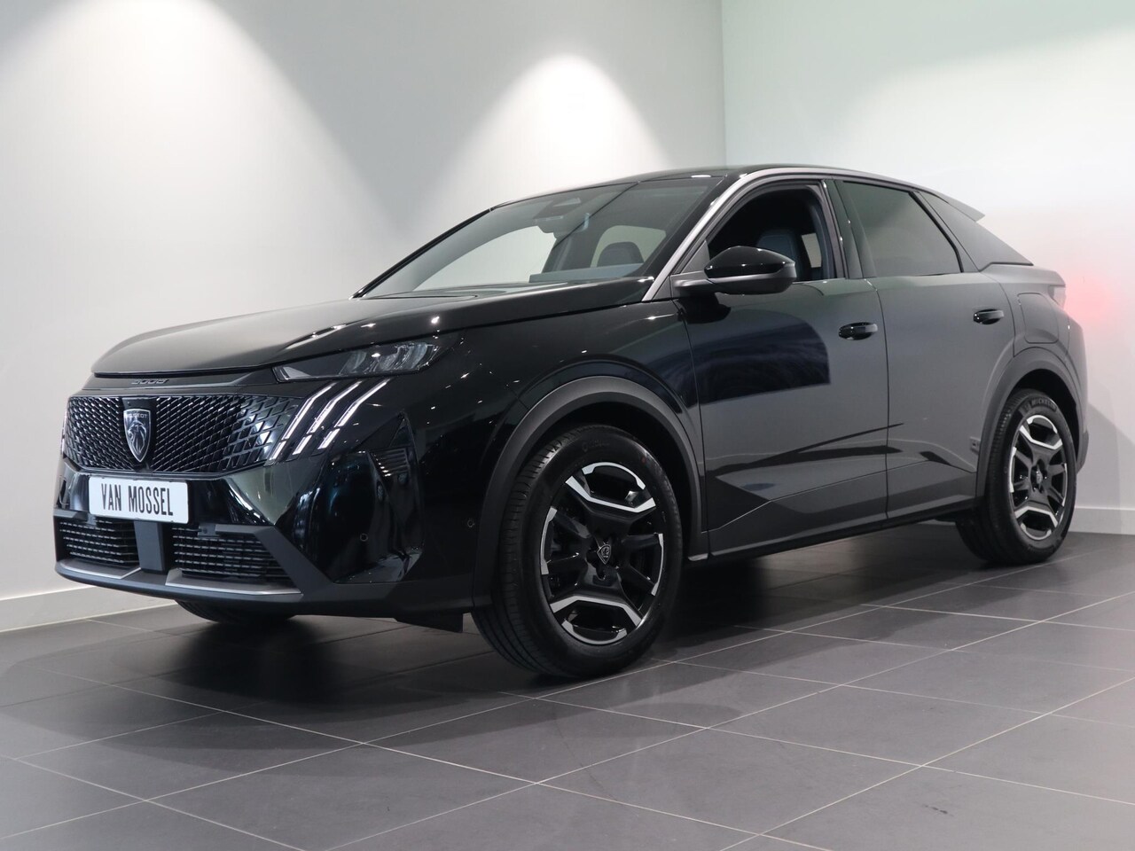 Peugeot e-3008 - Allure 73 kWh | 360 Camera | Warmtepomp | Carplay - AutoWereld.nl