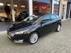 Ford Focus - 1.0 Titanium Edition NIEUWE APK
