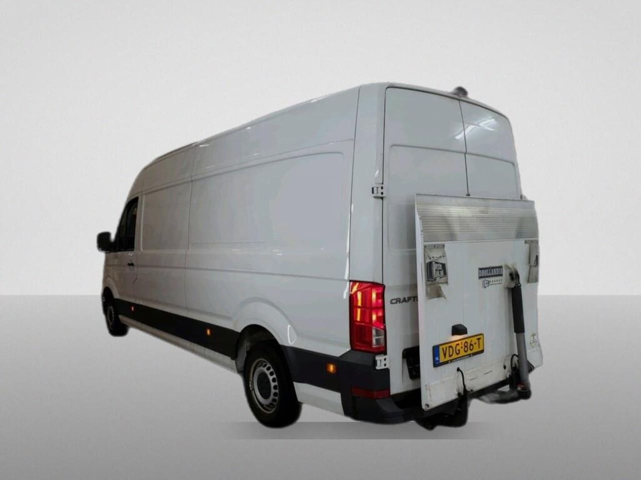 Volkswagen Crafter - 35 2.0 TDI L4H3 MET LAADKLEP - AutoWereld.nl