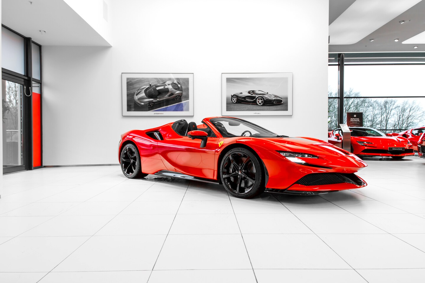 Ferrari SF90 Spider - ~Ferrari Munsterhuis~ - AutoWereld.nl