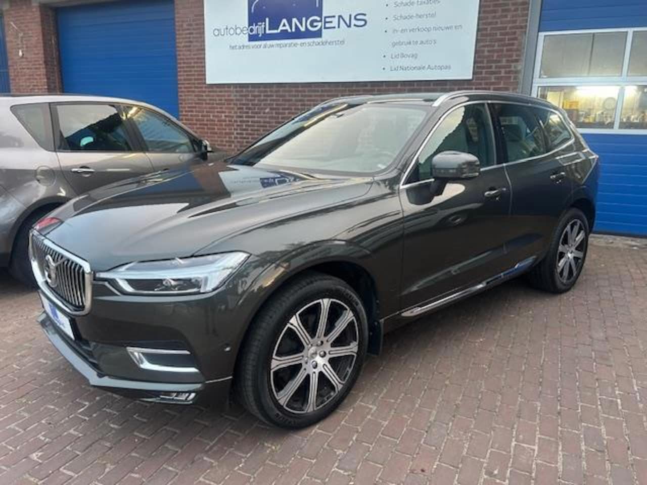 Volvo XC60 - T6 AWD Inscription , Massage + stoelkoeling, Polestar Engineered, 360 Camera, Lane Assist, - AutoWereld.nl