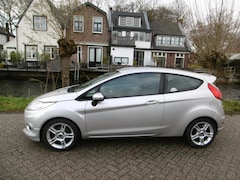 Ford Fiesta - 1.6 Sport 120pk Clima Cruise PDC Historie Geen import