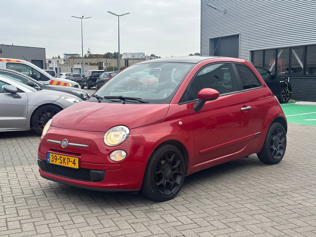 Fiat 500 - 0.9 TwinAir Plus Leder/Stof | 16" Lichtmetaal | Airco | Elek. Ramen | Centrale Deurvergren - AutoWereld.nl