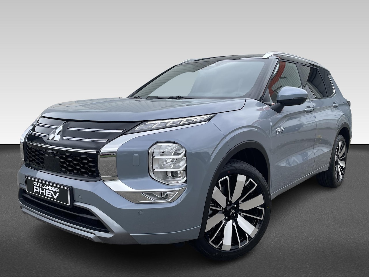 Mitsubishi Outlander - 2.4 PHEV Instyle+ Van € 59.745,- voor € 54.730,- - AutoWereld.nl