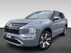 Mitsubishi Outlander - 2.4 PHEV Instyle+ Van € 59.745, - voor € 54.730,