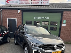 Volkswagen T-Roc - 1.5 TSI Sport Automaat digital dashboard