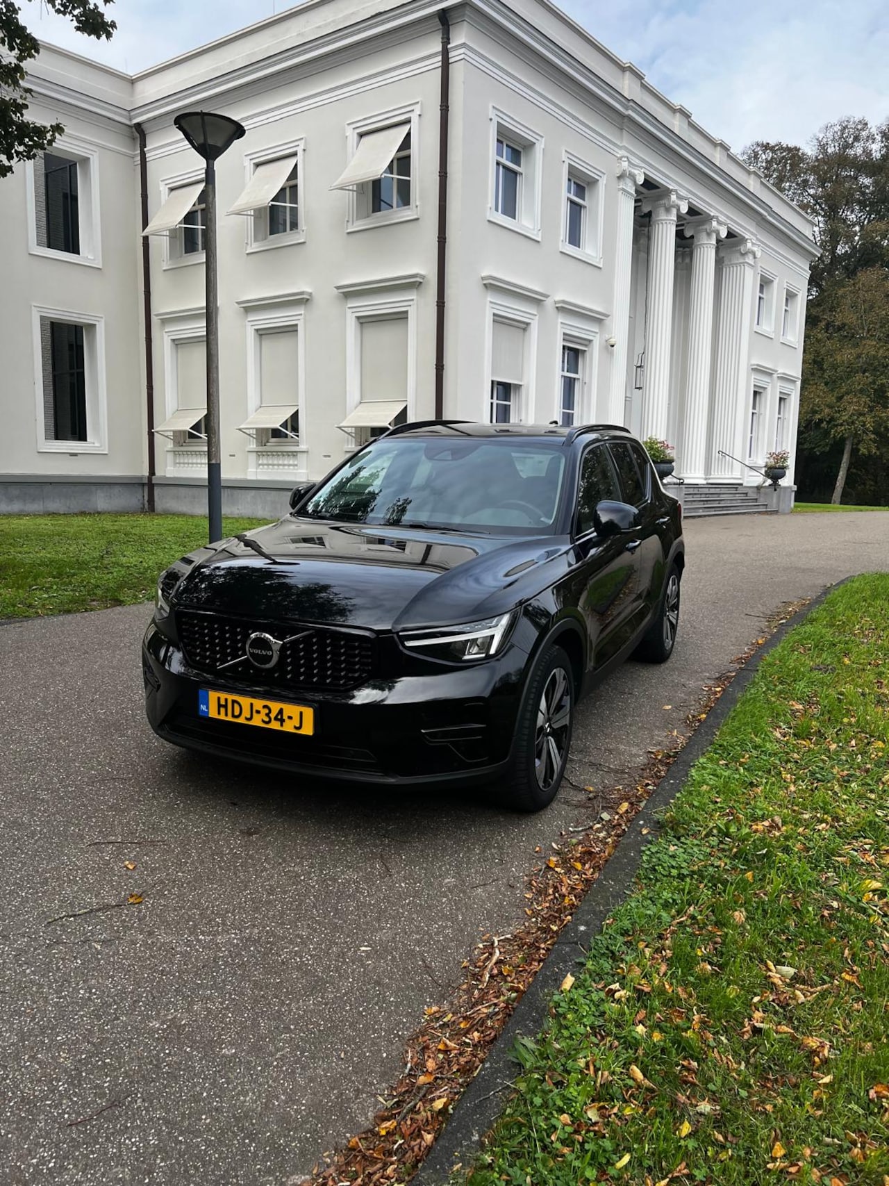 Volvo XC40 - 1.5 T5 Plug-in hybrid Plus Dark - AutoWereld.nl