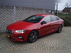 Opel Insignia Grand Sport - 2.0 Turbo Ultimate Autom Leder Sportst Stoel/Stuurverw Adaptieve Cruise Navi Camera Head-U