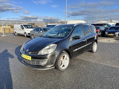 Renault Clio Estate - 1.6-16V Dynamique Automaat, airco, cruise, pano
