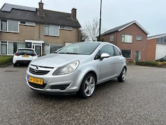 Opel Corsa - 1.2-16V Selection