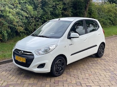 Hyundai i10 - 1.0 i-Drive Cool Airco/Navi/Apk/Car play android