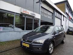 Ford Focus Wagon - 1.8-16V Ambiente Flexifuel Lees de tekst