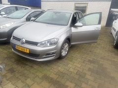 Volkswagen Golf - 1.0 TSI Edition