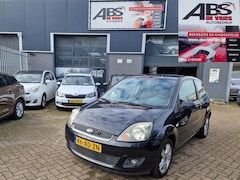 Ford Fiesta - 1.3-8V STYLE AIRCO APK DEC 2027